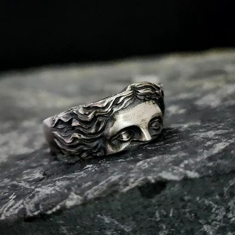 Eros Ring