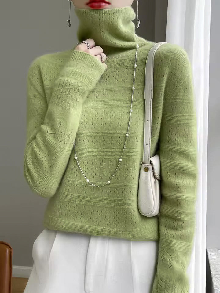 The Amelia Wool Turtleneck
